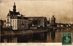 Corbeil Hotel de Ville et le Moulin