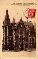 Etampes Hotel de Ville