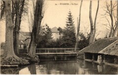 Etampes Le Port