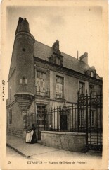 Etampes Maison de Diane de Poitiers