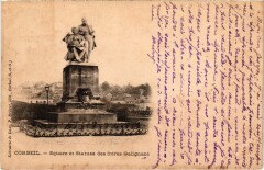 Corbeil Square et Statues des freres Galignani