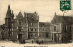Etampes Hotel de Ville