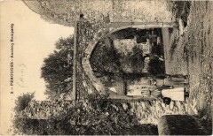 Perouges Anciens Remparts -
													01 Ain
												