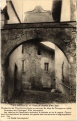 Perouges Vieille Porte d'en Bas