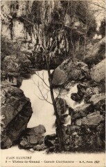 Virieu-le-Grand Cascade Clairefontaine à Virieu-le-Grand