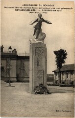 Le Bourget Monument edifie en l'honneur de ceux au Bourget