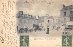 La Ferte Alais - Place Du Marche