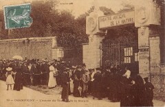 Champigny - Entree Du Theatre De La Nature -
													94 Val de Marne
												