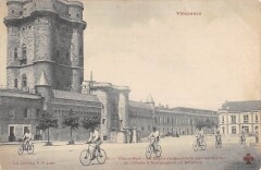Vincennes - Vieux Fort - Lecon De Bicyclette Militaire à Vincennes