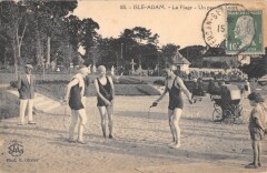 Isle Adam - La Plage Un Peu De Sport