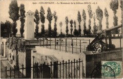 Champigny-sur-Marne Le Monument de la Defense à Champigny-sur-Marne