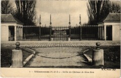 Villecresnes Grille du Chateau de Grosbois à Villecresnes