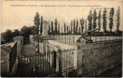 Champigny-sur-Marne Le Monument - La facade et la Plate-Forme à Champigny-sur-Marne