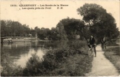Champigny-sur-Marne Les Quais pres du Pont à Champigny-sur-Marne