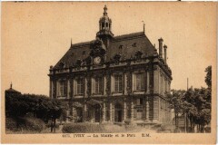 Ivry-sur-Seine La Mairie et le Parc à Ivry-sur-Seine
