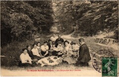 Le Repos Hebdomadaire - Un Dejeuner sur l'Herbe
