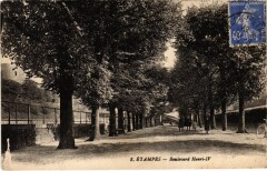 Etampes Boulevard Henri Iv