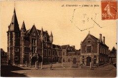 Etampes Hotel de Ville