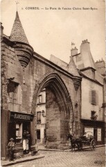 Corbeil La Porte de l'Ancien Cloitre Saint-Spire