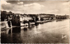 Corbeil Les quais de la Seine