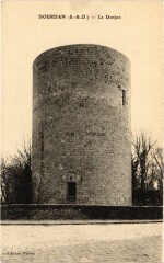 Dourdan Le Donjon à Dourdan