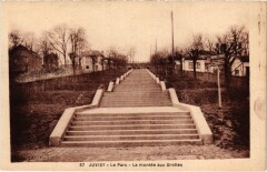 Juvisy Le Parc La montee aux Grottes
