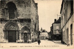 Etampes Eglise Notre Dame Portail et Rue de la Cordonnerie