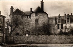 Dourdan Entree du Chateau à Dourdan