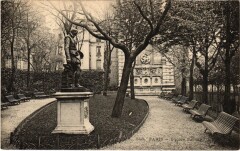 Paris Square Palissy