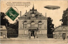 Montreuil-sous-Bois Dirigeable Militaire Liberte Mairie Zeppelin à Montreuil