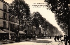 Carte postale ancienne Avenue des Batignolles et le Marché
                                                                     à Saint-Ouen-sur-Seine
                                