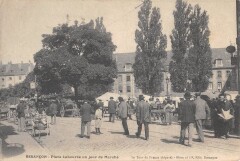 Besancon - Place Labouree Un Jour De Marche