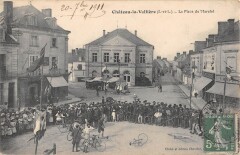 Chateau La Valliere - La Place Du Marche