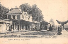 Chateau Renault - La Gare