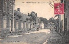 Grandvilliers - Rue Du Franc Marche à Grandvilliers