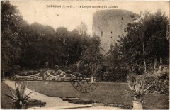 Dourdan Le Donjon Interieur du Chateau -
																					91410 Dourdan
																			