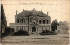 Milly-la-Foret Hotel de Ville