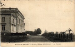 Echarcon Chateau - Roseraie