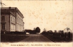 Echarcon Parc - Le Chateau et la Terrasse