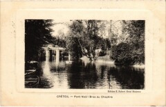 Creteil Pont Noel Bras du Chapitre France