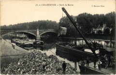 Charenton Rue des Carrieres France