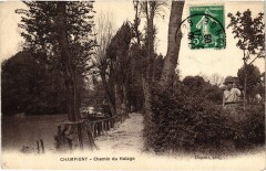Champigny Chemin du Halage France