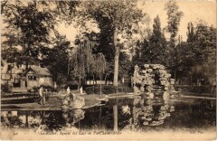 Saint-Maur Le Rocher, Square des Lacs France
