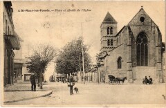 Saint-Maur Place et Abside de l'Eglise France