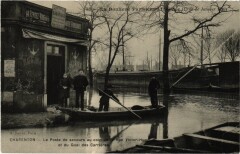 Charenton Le Poste de secours au coin de la Rue France
