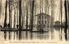 Creteil La Banlieue Parisienne inondee France