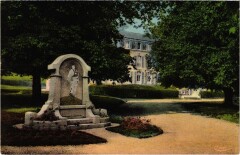 Ris-Orangis Monument Aux Morts France à Ris-Orangis