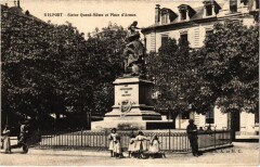 Belfort Statue Quand Meme à Belfort