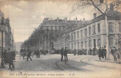 Lyon Avenue Berthelot / Groupe Scolaire / cliché rare