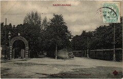 St Mande La Demi Lune Avenue Daumesnil -
													94 Val de Marne
												